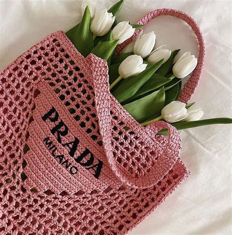 bolsos prada crochet|patron bolsa milano gratis.